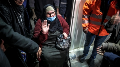 Refah Sınır Kapısı üzerinden Gazze Şeridi’ne dönen 12 Filistinli, Han Yunus'taki Nasır Hastanesi’ne ulaştı