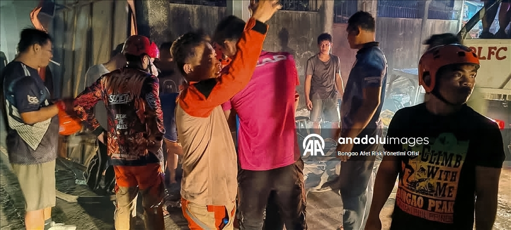 Мощный пожар на Филиппинах уничтожил тысячу домов