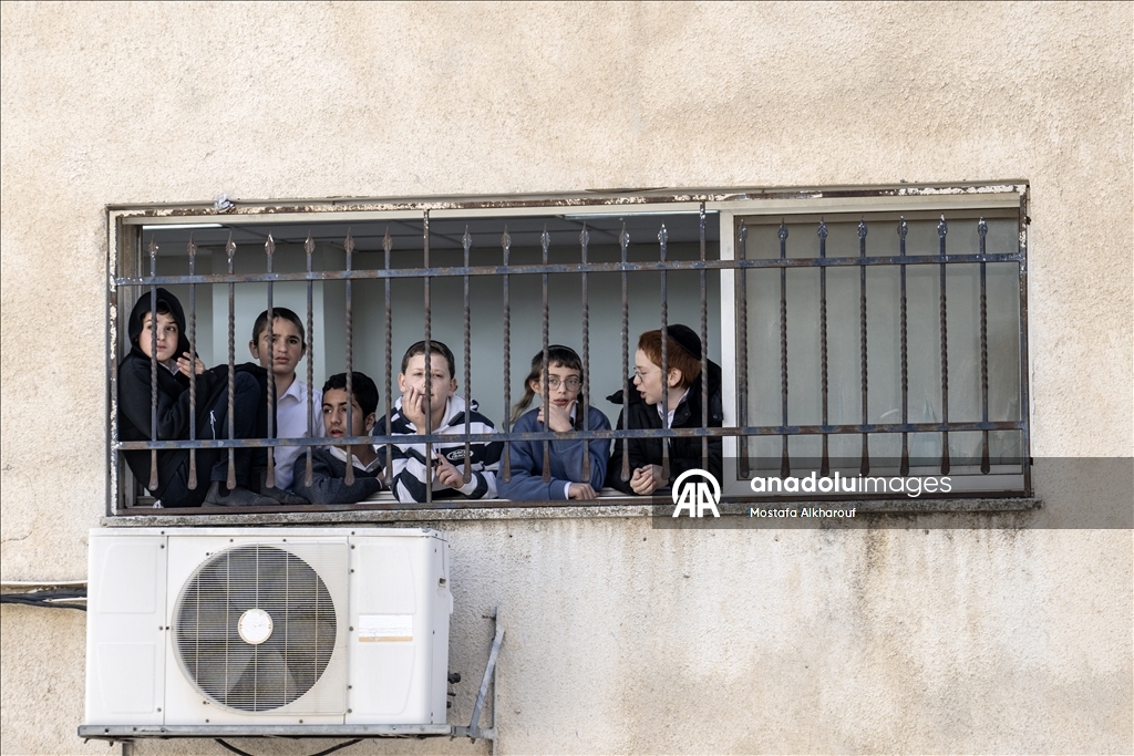 إسرائيل.. عشرات "الحريديم" يتظاهرون في تل أبيب رفضا للتجنيد