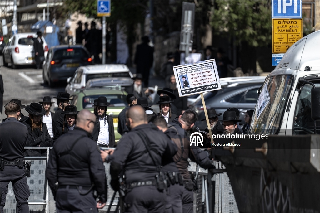 إسرائيل.. عشرات "الحريديم" يتظاهرون في تل أبيب رفضا للتجنيد