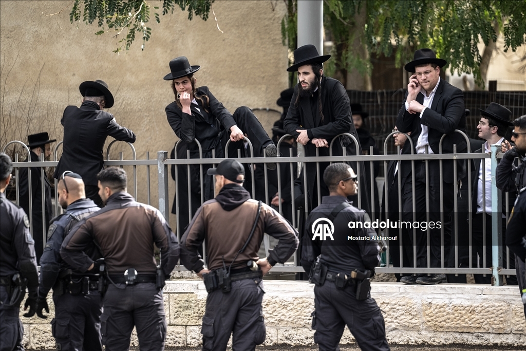 إسرائيل.. عشرات "الحريديم" يتظاهرون في تل أبيب رفضا للتجنيد