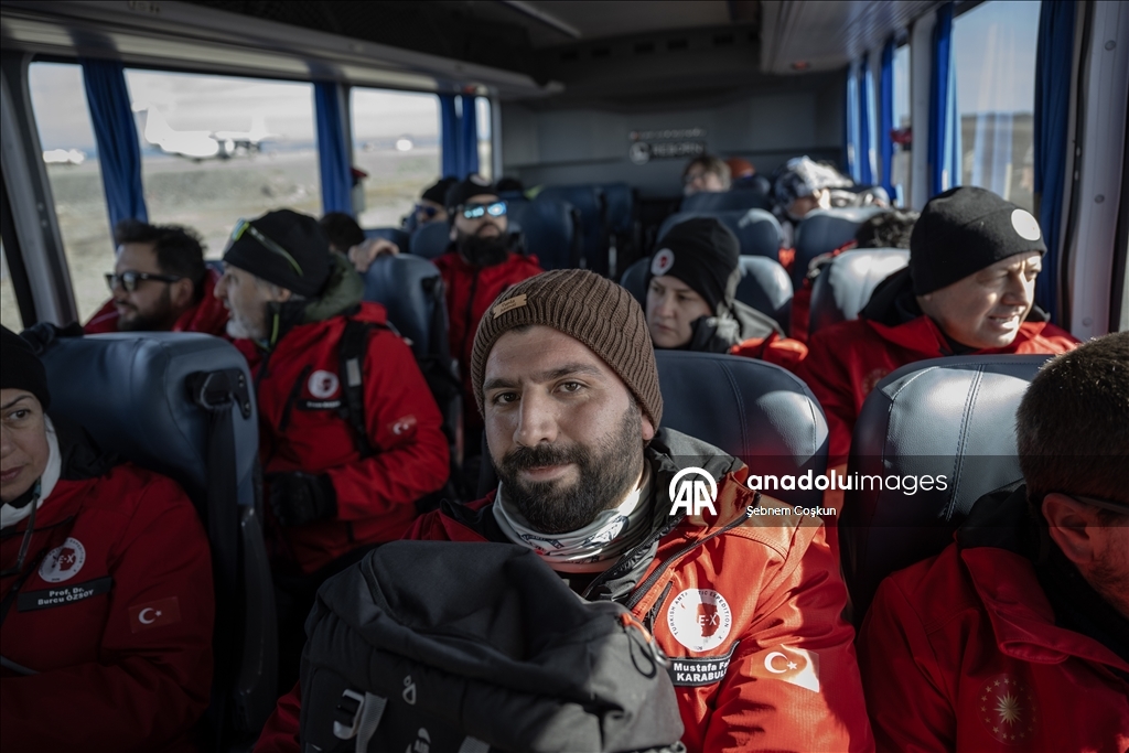 Турецкая научная экспедиция начала работу в Антарктике