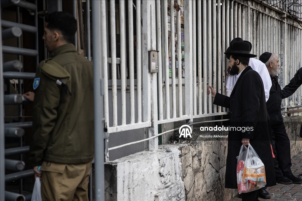 إسرائيل.. عشرات "الحريديم" يتظاهرون في تل أبيب رفضا للتجنيد