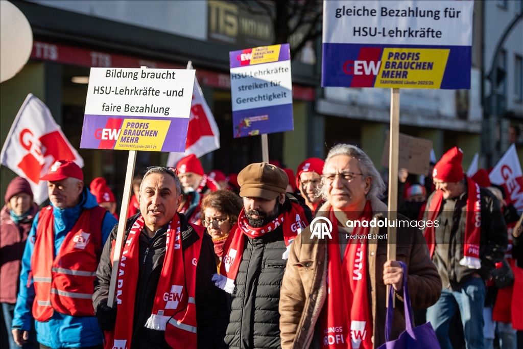 Немецкие госслужащие требуют повышения зарплат