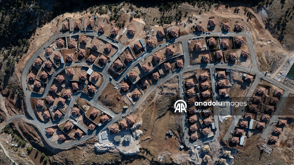 3 سنوات على زلزال تركيا.. نهوض مستمر وأمل يبنى من تحت الركام