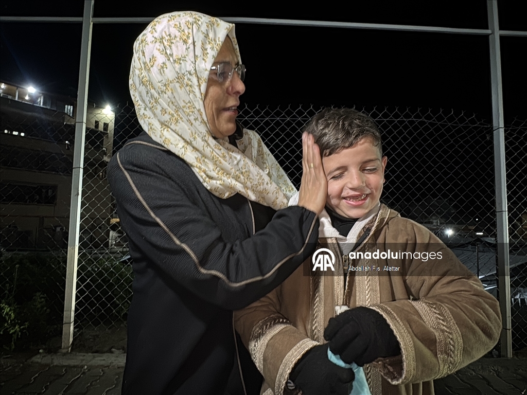 خان يونس - عودة 25 فلسطينيا الى قطاع غزة عبر معبر رفح البري