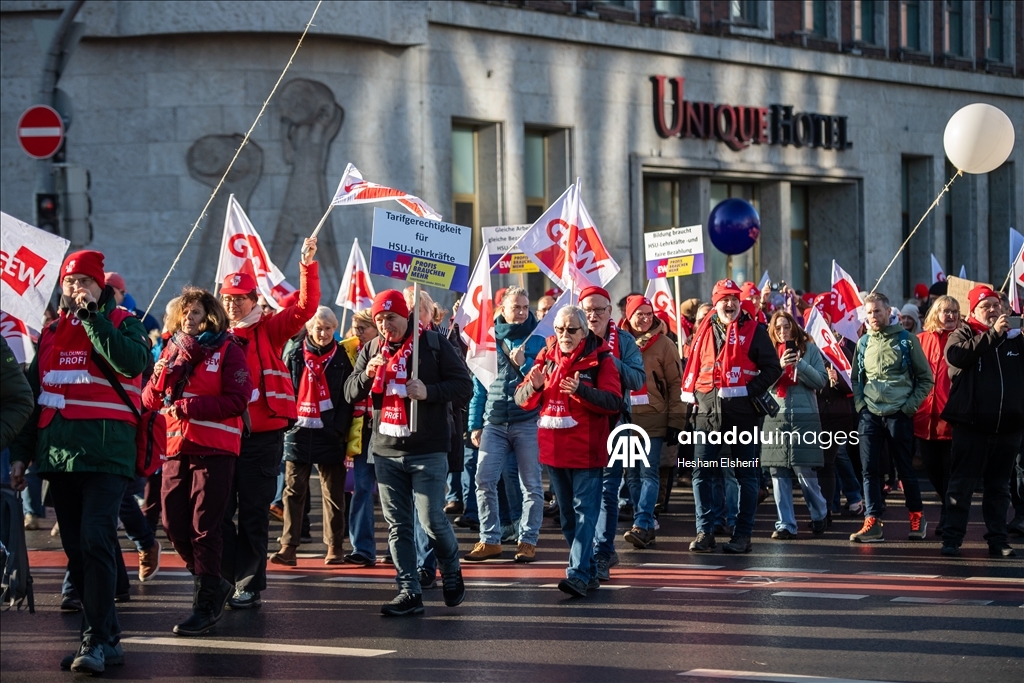 Немецкие госслужащие требуют повышения зарплат