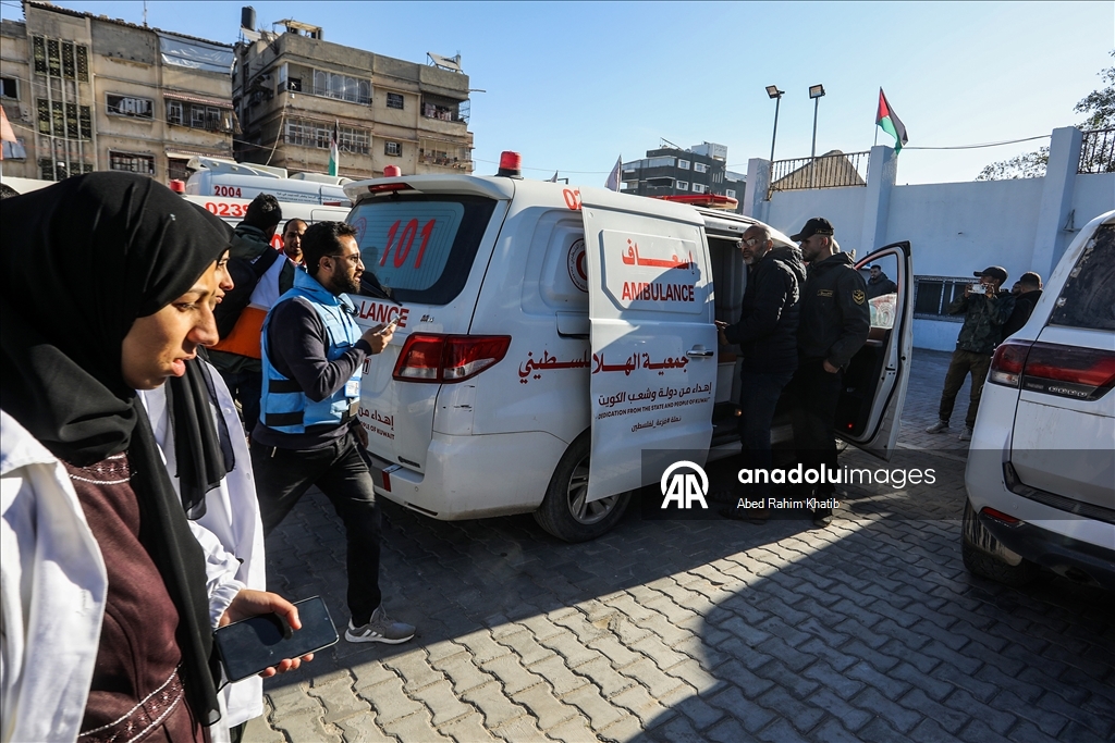 Раненые палестинцы эвакуированы в Египет через Рафах на фоне ограниченного открытия границы