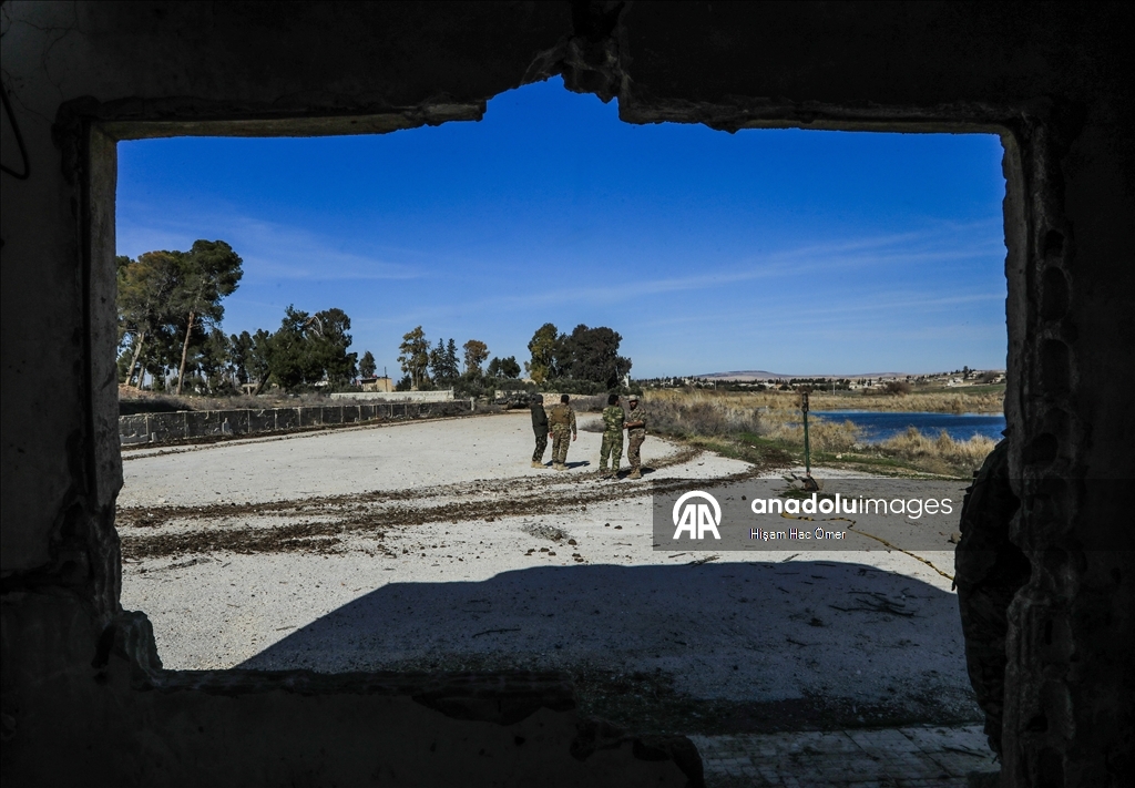 سوريا.. الأناضول ترصد نزع ألغام بالموقع السابق لضريح "سليمان شاه"