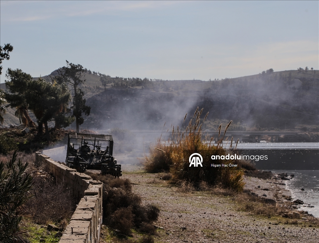 سوريا.. الأناضول ترصد نزع ألغام بالموقع السابق لضريح "سليمان شاه"