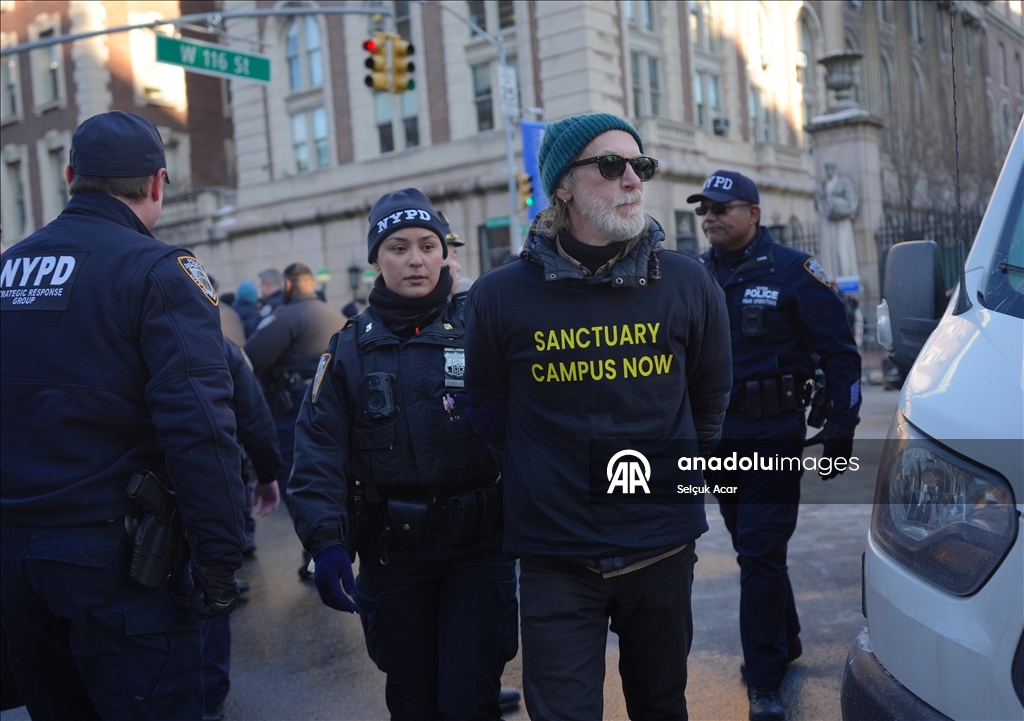 Multiple arrests at an anti-ICE protest at Columbia University, NYC