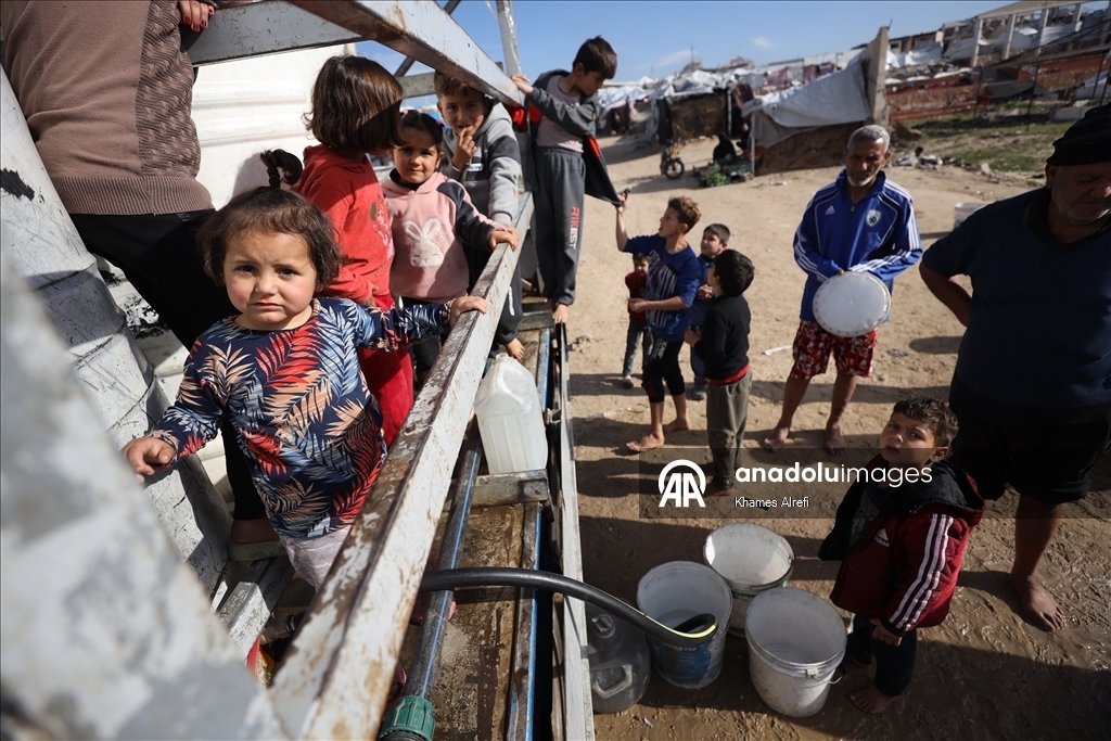 Зимние холода усугубляют страдания палестинцев 6