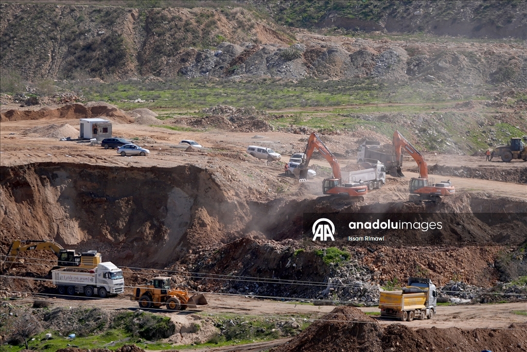 محافظة القدس: إسرائيل تشق شارعا استيطانيا شمال المدينة المحتلة