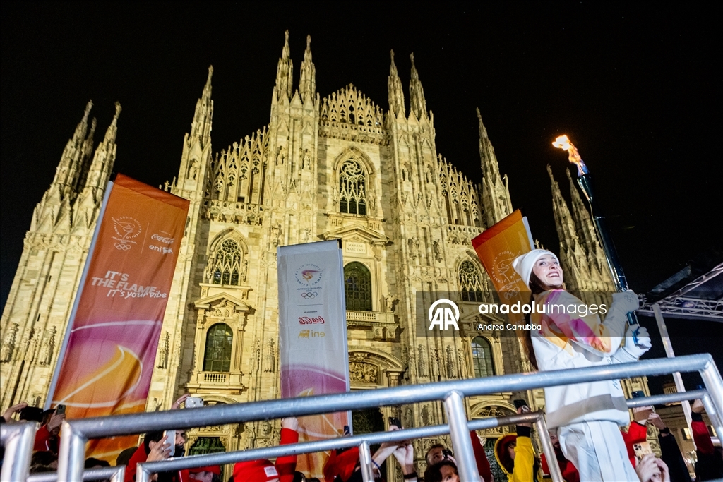 Олимпийский огонь зажжен в Милане перед Играми 2026 года