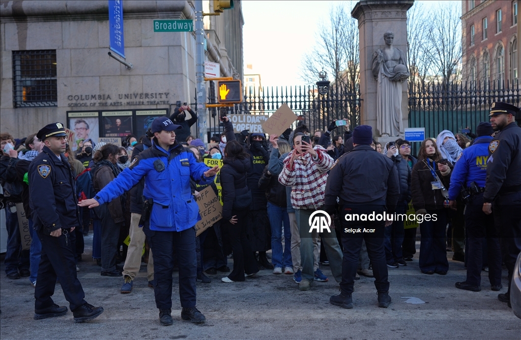 ICE расширяет сеть иммиграционных центров в США, вызывая протесты по стране