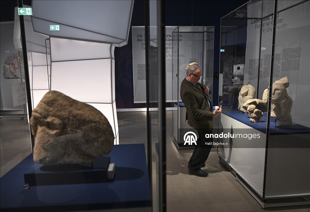 В Берлине открылась выставка, посвященная храмовому комплексу Гёбеклитепе