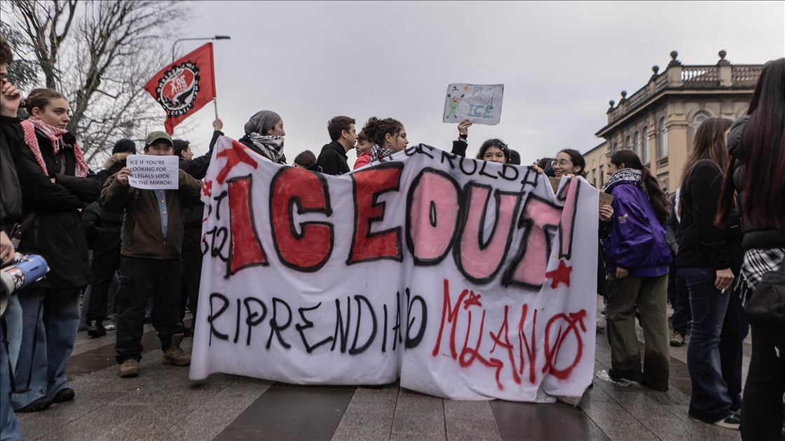 Milano’da ICE ajanlarının varlığı iddiasına karşı protesto gösterisi düzenlendi