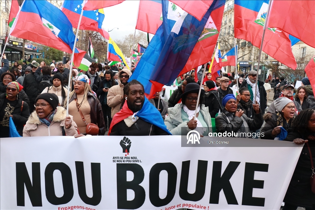 Protest against wars, racism and oppression in Paris