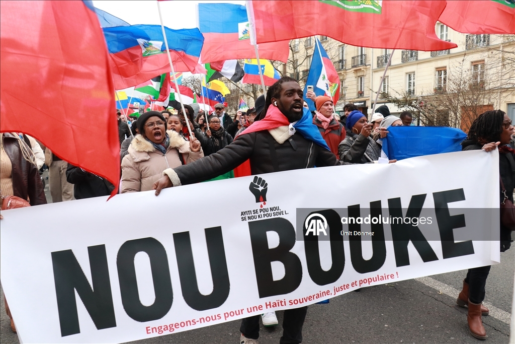 Protest against wars, racism and oppression in Paris