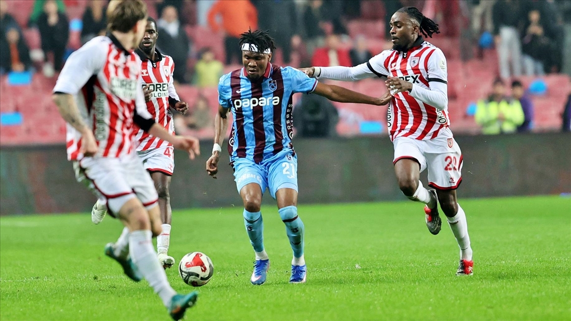 Trabzonspor, deplasmanda Samsunspor'u 3 golle mağlup etti