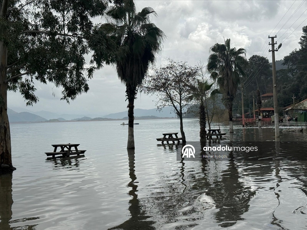 Köyceğiz'de 2 bin yıllık kaplıcalar sular altında kaldı