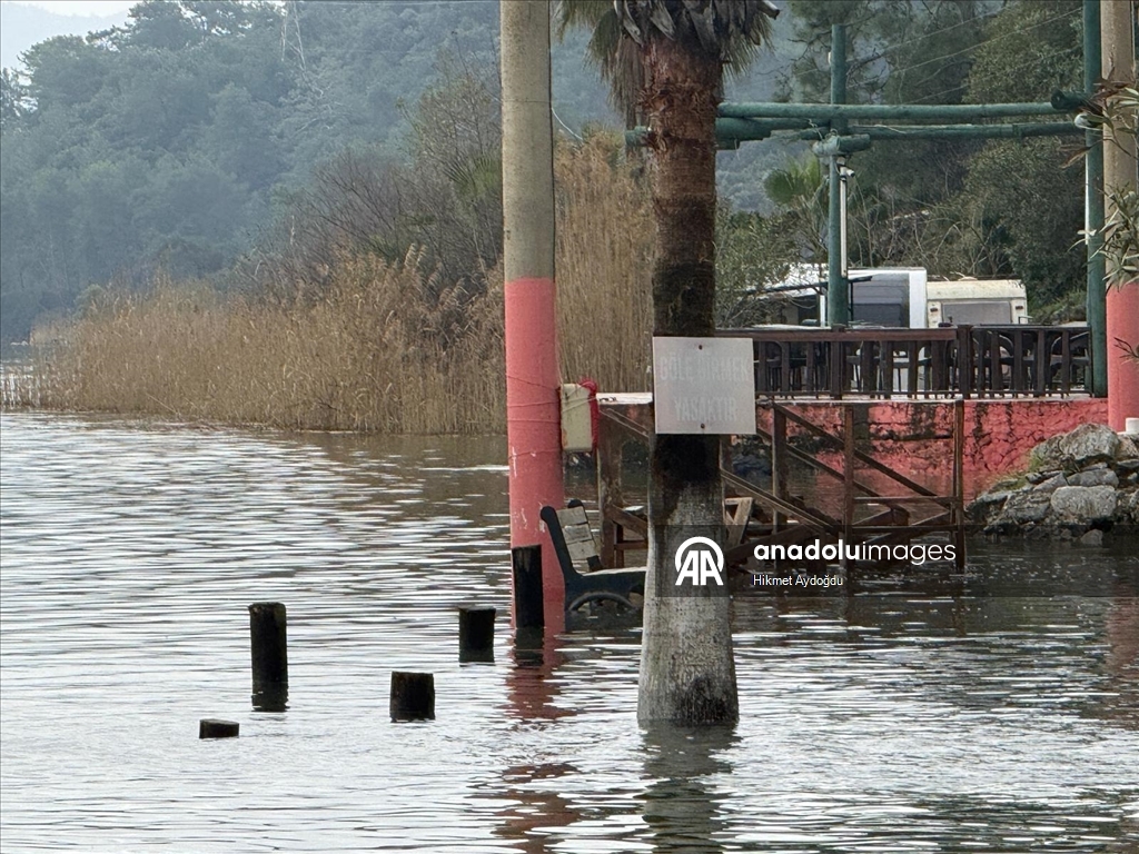 Köyceğiz'de 2 bin yıllık kaplıcalar sular altında kaldı