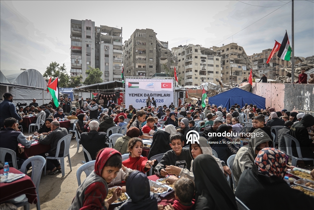 جمعية تركية تفتتح مطبخا خيريا في غزة لتوزيع 10 آلاف وجبة يوميا