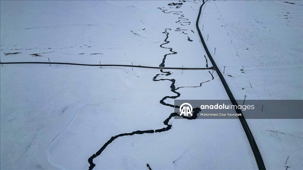 Erzurum'da karla kaplanan mendereslerde kış güzelliği 3