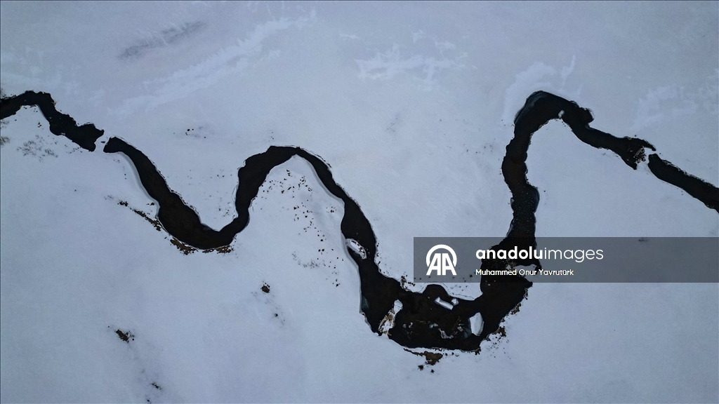 Erzurum'da karla kaplanan mendereslerde kış güzelliği 7