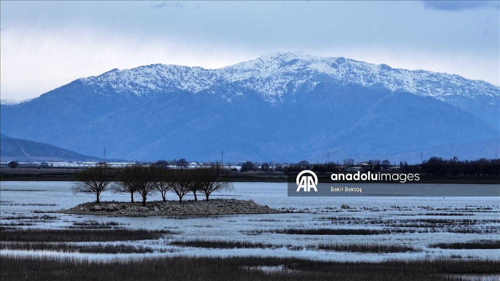 Yaz aylarında kuruyan Avlan Gölü, yağışların ardından yeniden su tuttu 16