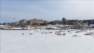 Red Bank’te Navesink Nehri kutup soğuğunun etkisiyle kısmen dondu