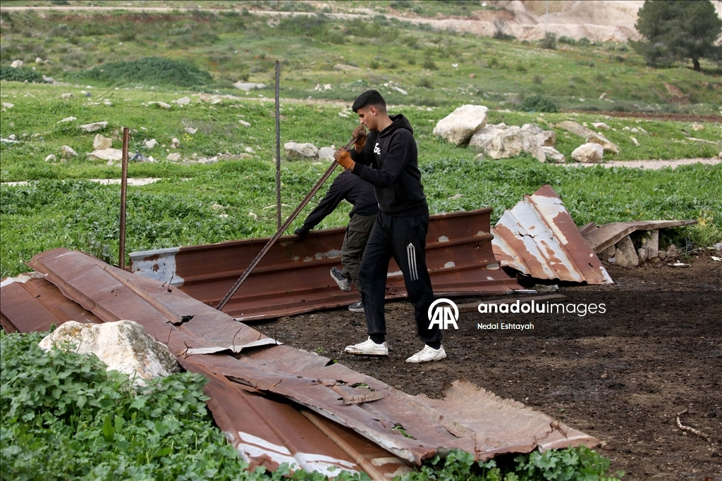 İsrail ordusu, Arrabe’nin doğusunda Filistinli çobanları tahliyeye zorladı