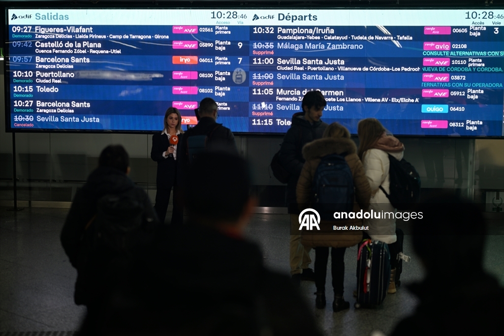 İspanya'da makinistler demiryollarının güvenliği talebiyle greve gitti