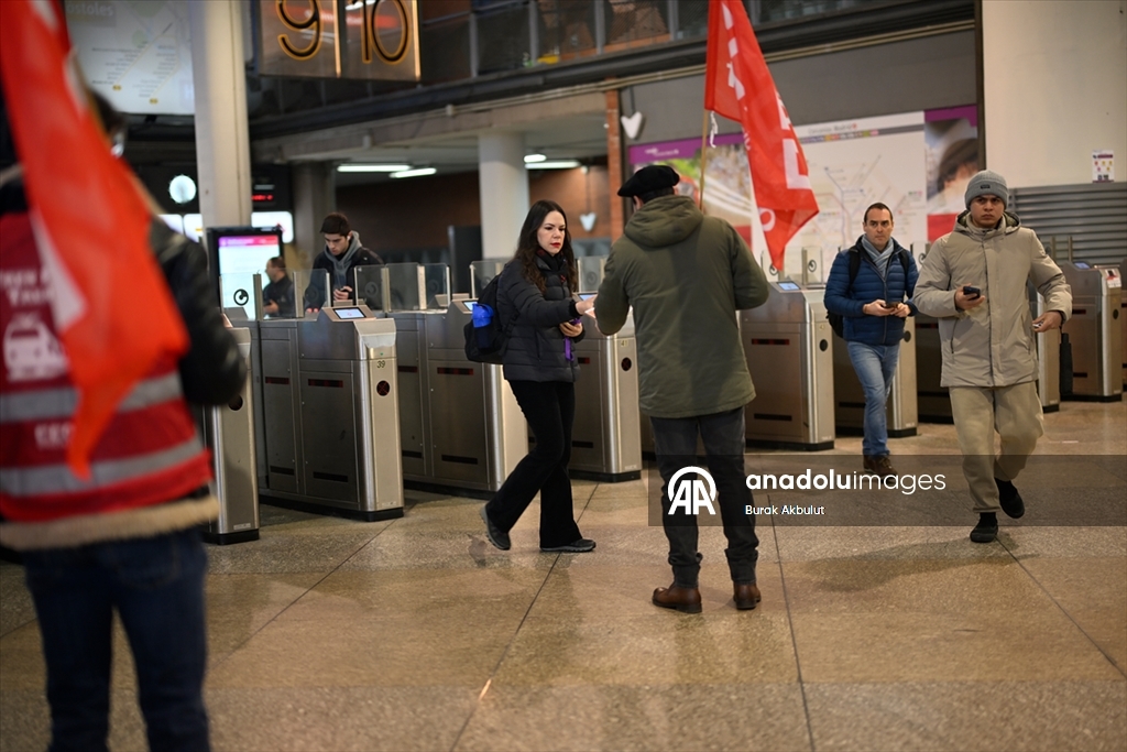 İspanya'da makinistler demiryollarının güvenliği talebiyle greve gitti