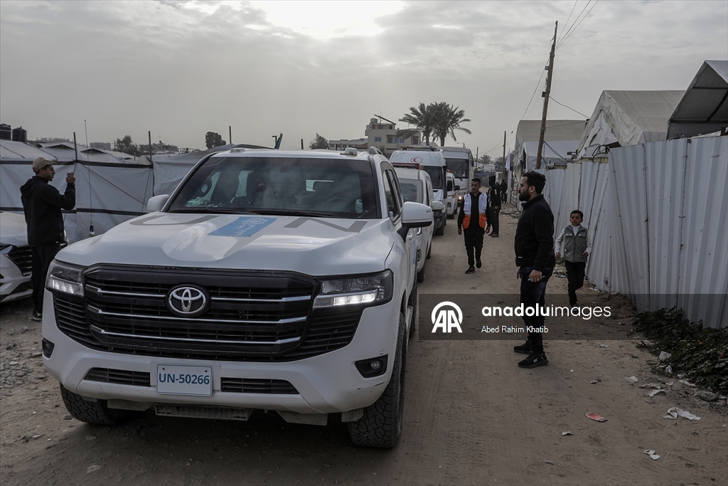 Gazze'de bir grup hasta daha Refah Sınır Kapısı'ndan tahliye edilmek üzere yola çıktı