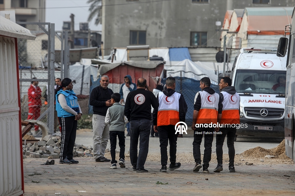 Gazze'de bir grup hasta daha Refah Sınır Kapısı'ndan tahliye edilmek üzere yola çıktı