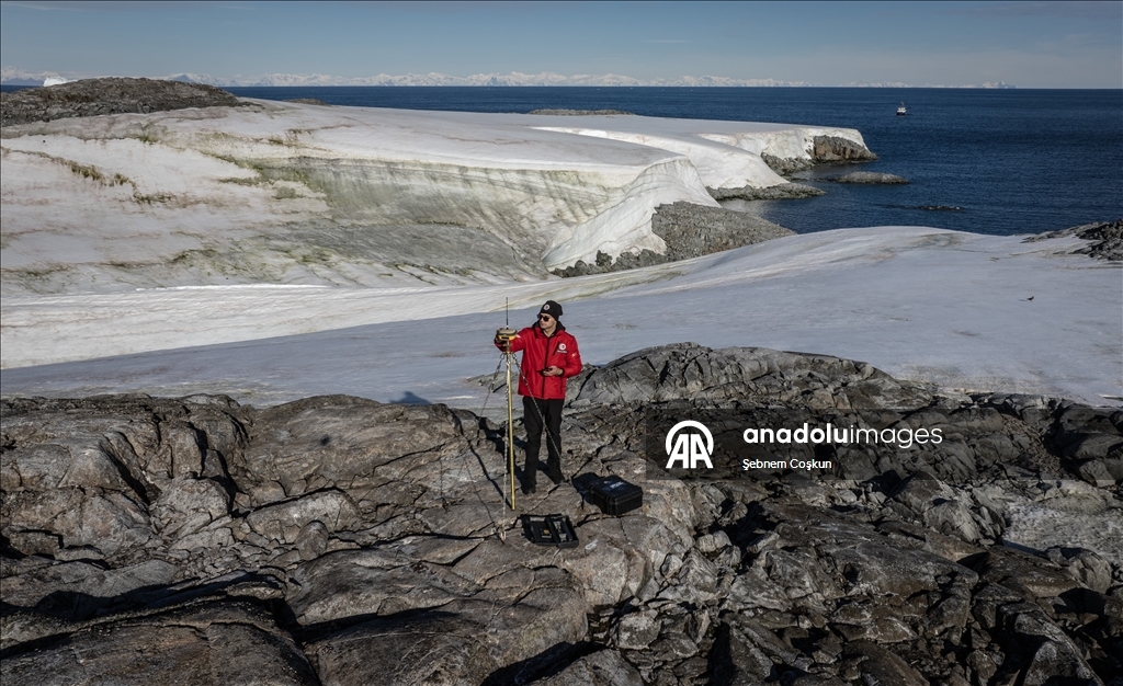 Турецкие ученые прибыли в Антарктиду в 10 раз