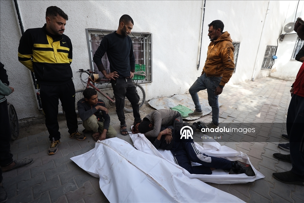 Израильская армия вновь нанесла авиационные и артиллерийские удары по Газе