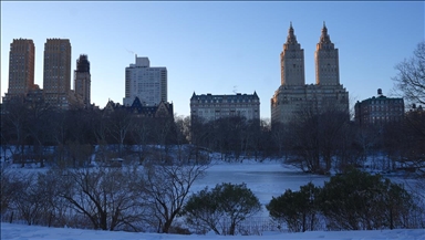 New York’ta dondurucu soğuklara rağmen günlük yaşam devam etti