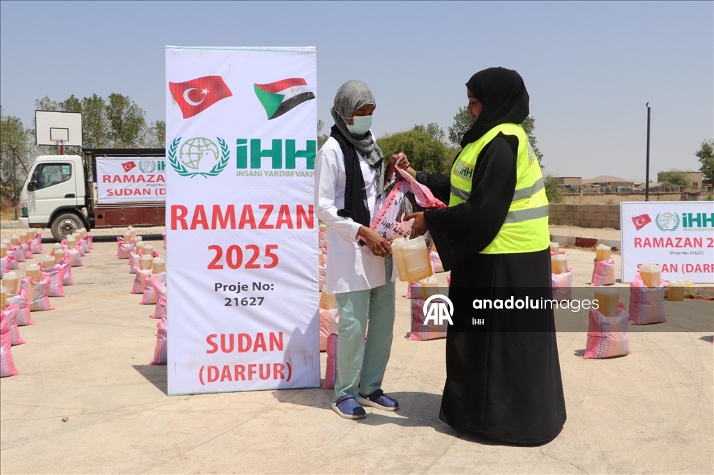 Турецкий фонд в Рамазан предоставит помощь 3 млн человек в 66 странах