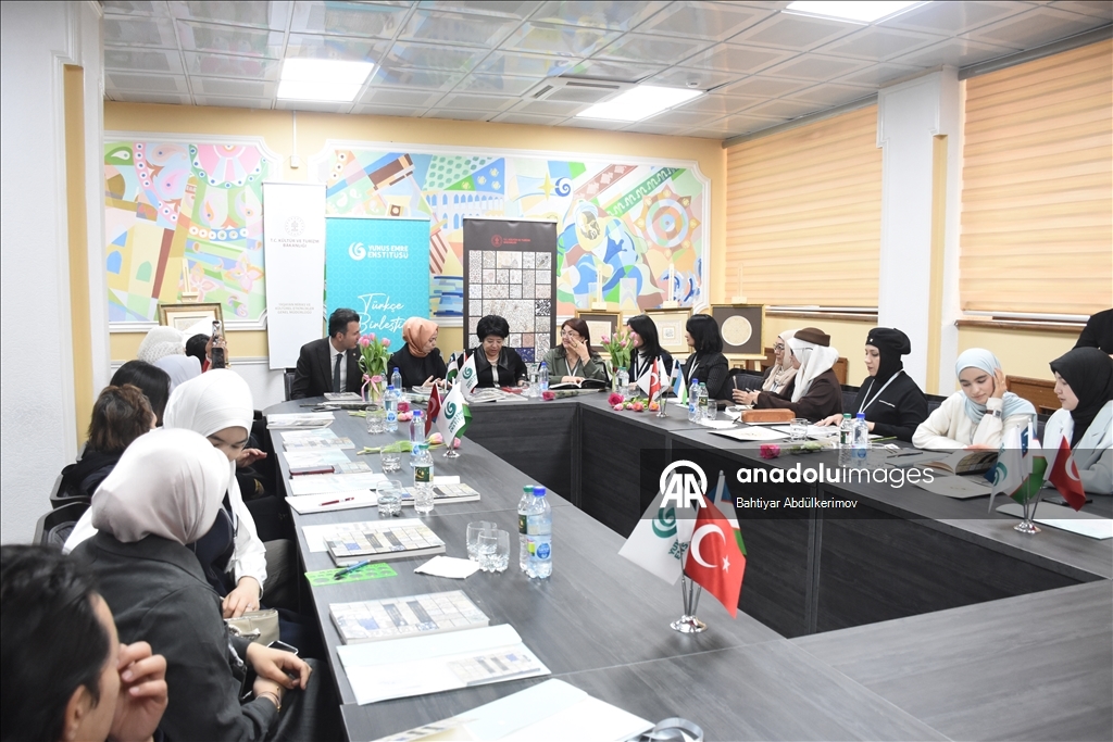 В Ташкенте стартовал семинар «Путники наследия: по следам Баба Наккаша»