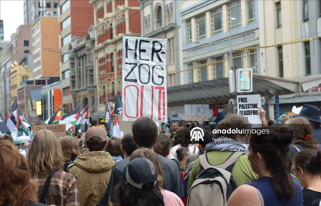 В Австралии тысячи человек вышли на протесты против визита президента Израиля