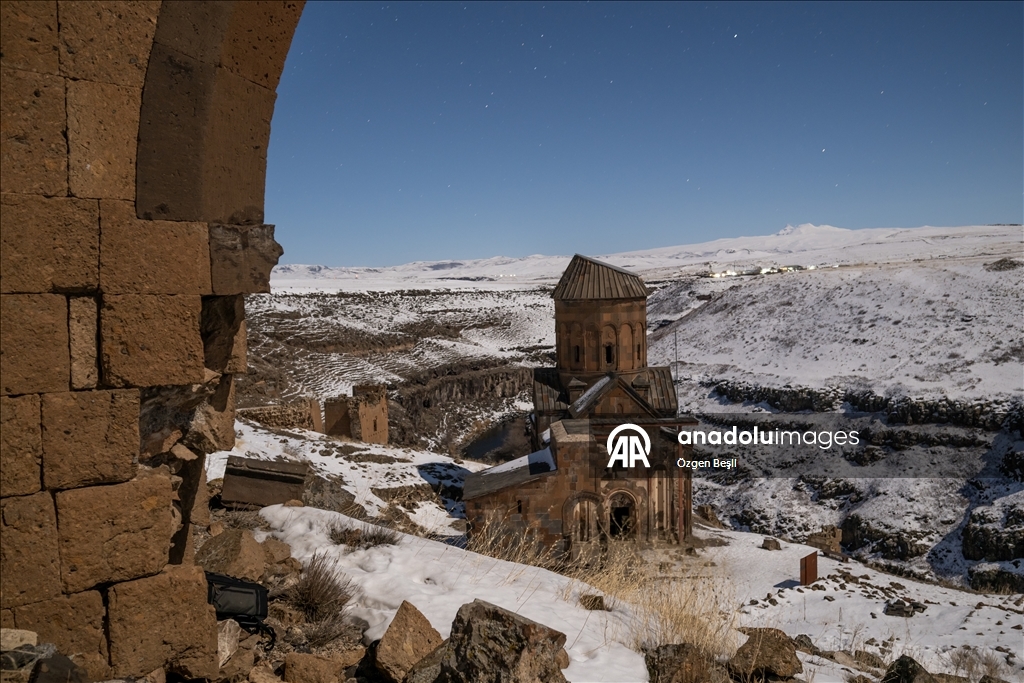 UNESCO Dünya Miras Listesi'ndeki tarihi Ani Ören Yeri'nde kış