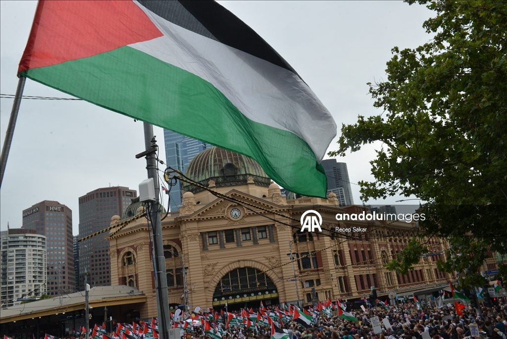 В Австралии тысячи человек вышли на протесты против визита президента Израиля