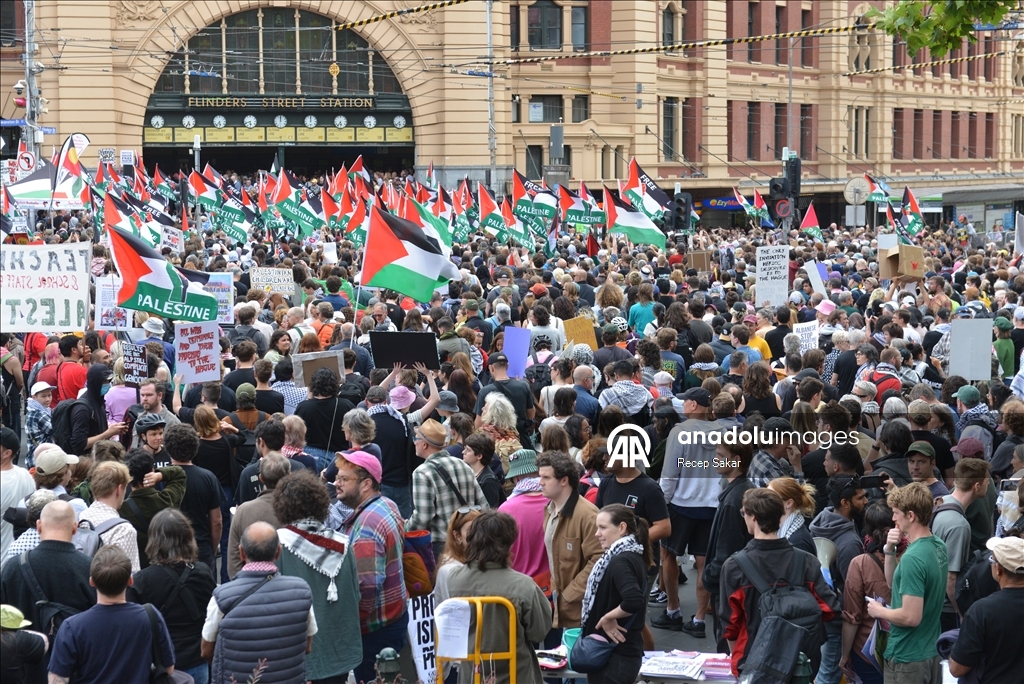 В Австралии тысячи человек вышли на протесты против визита президента Израиля