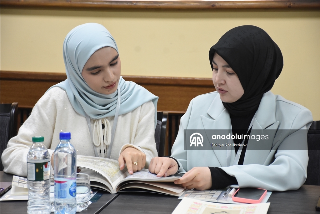 В Ташкенте стартовал семинар «Путники наследия: по следам Баба Наккаша»