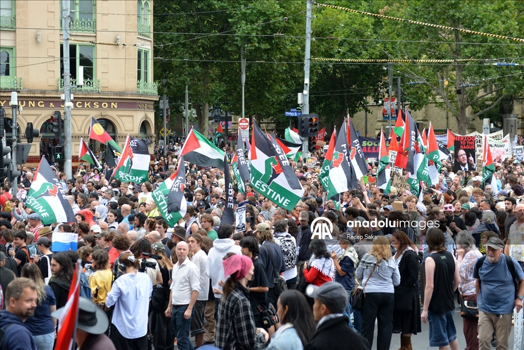 В Австралии тысячи человек вышли на протесты против визита президента Израиля