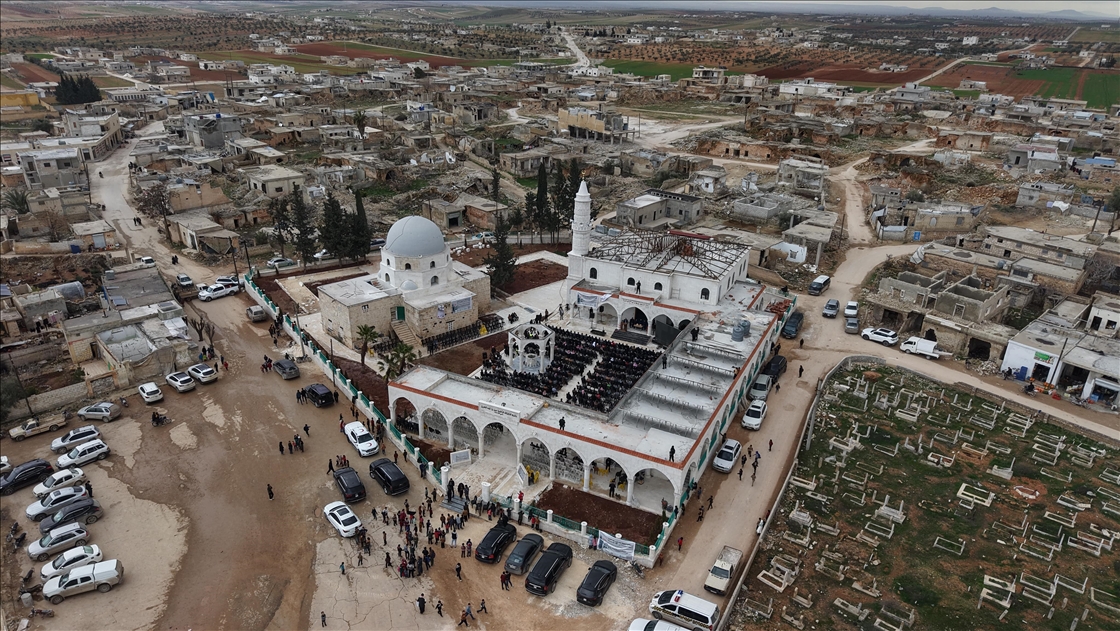 Suriye'nin İdlib ilindeki "Ömer bin Abdülaziz Türbesi" Türkiye'nin katkılarıyla restore edildi