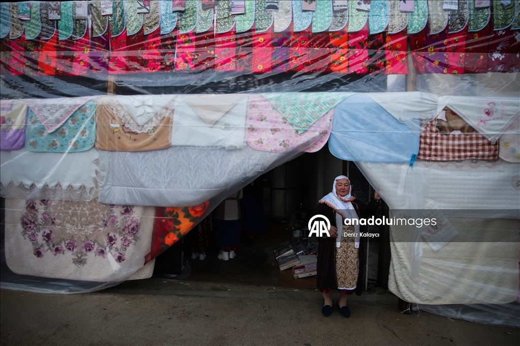 Bulgaristan’ın Ribnovo köyünde “gelina” geleneği yaşatılmaya devam ediyor