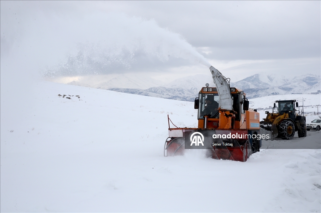В многих регионах Турции наблюдается снег и холодная погода 7